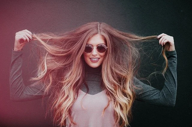 Corte y color de peluquería profesional en Madrid